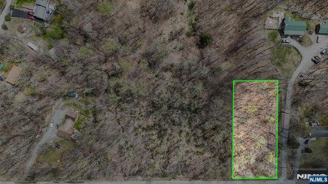 13 Oak Ridge Road, Montague, NJ 07827