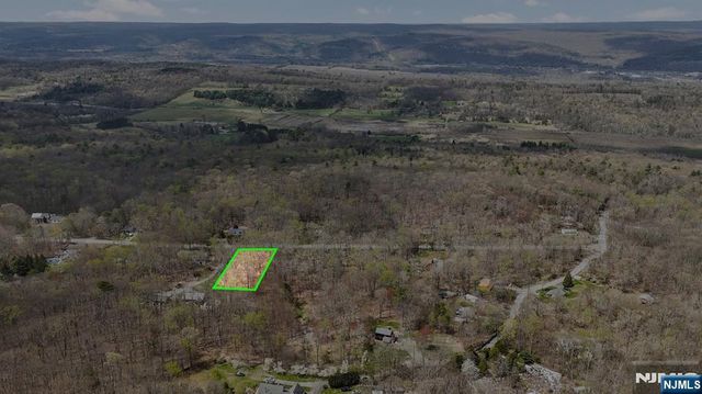13 Oak Ridge Road, Montague, NJ 07827