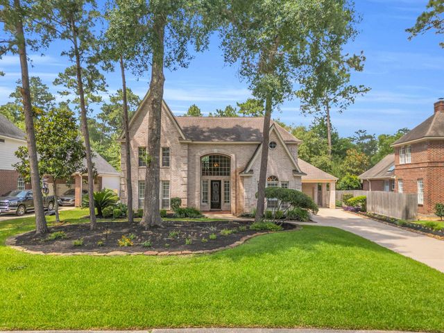 142 W Shadowpoint Circle, The Woodlands, TX 77381
