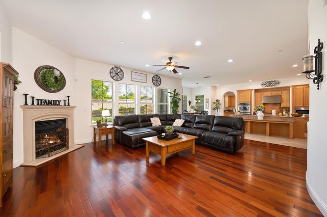 3800 Monteverde Dr, Lincoln, CA 95648