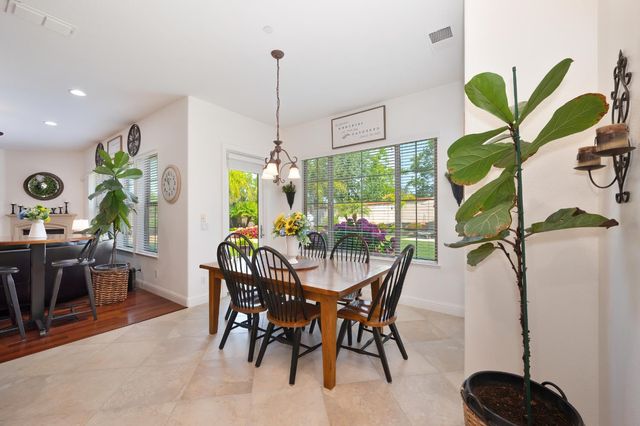 3800 Monteverde Dr, Lincoln, CA 95648