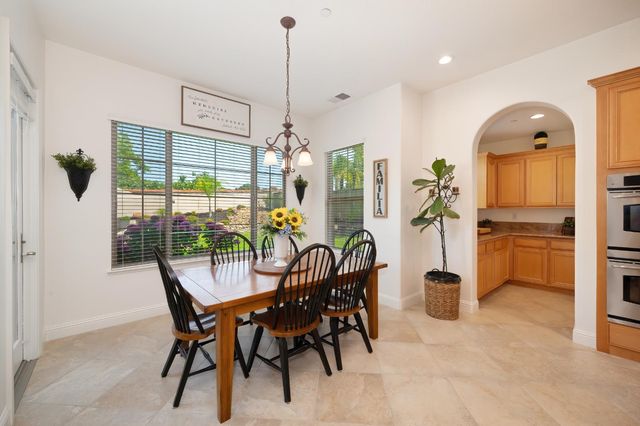 3800 Monteverde Dr, Lincoln, CA 95648