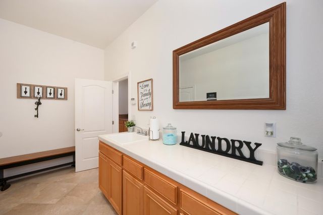 3800 Monteverde Dr, Lincoln, CA 95648