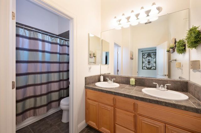 3800 Monteverde Dr, Lincoln, CA 95648