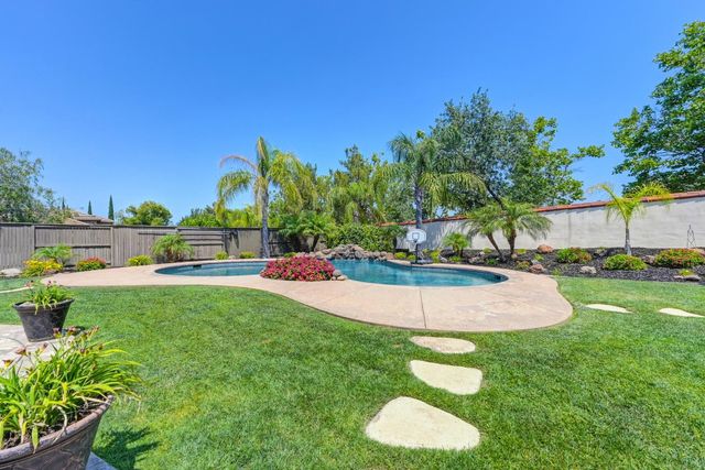 3800 Monteverde Dr, Lincoln, CA 95648