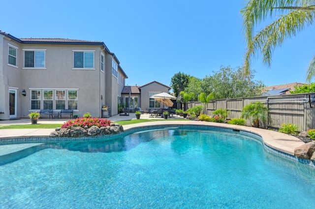 3800 Monteverde Dr, Lincoln, CA 95648