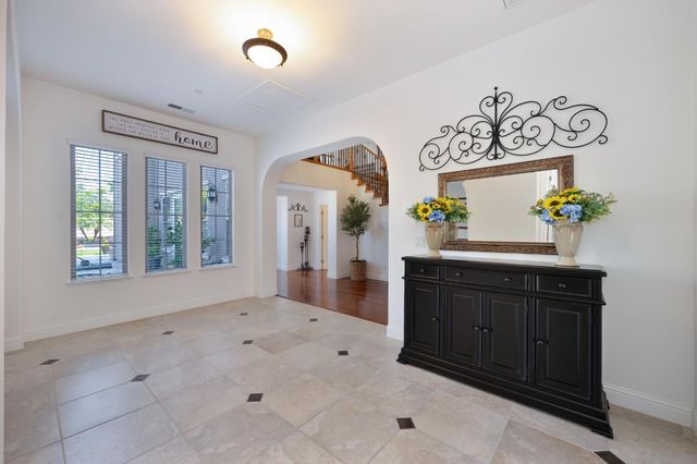 3800 Monteverde Dr, Lincoln, CA 95648