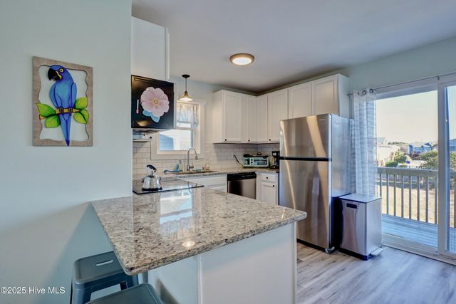 202 Bayview Drive, N Topsail Beach, NC 28460