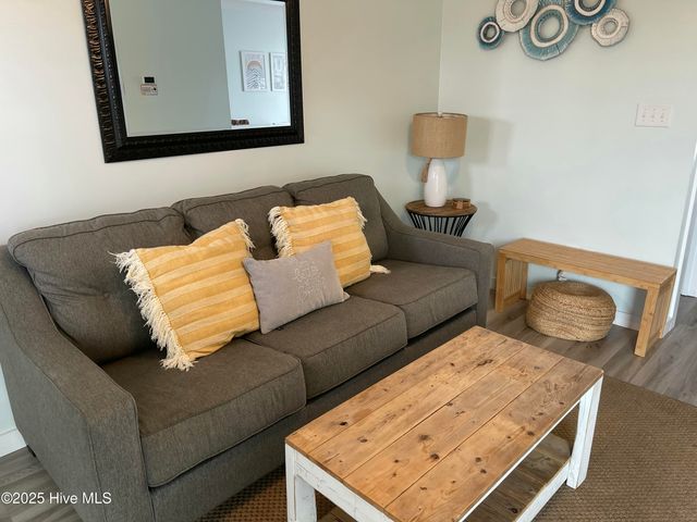 202 Bayview Drive, N Topsail Beach, NC 28460