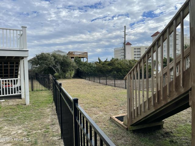 202 Bayview Drive, N Topsail Beach, NC 28460