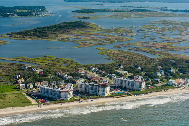 202 Bayview Drive, N Topsail Beach, NC 28460