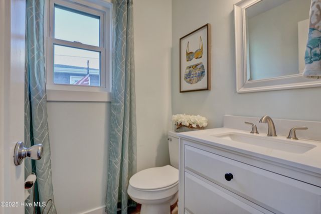 202 Bayview Drive, N Topsail Beach, NC 28460