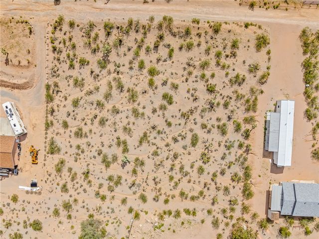 675 W Iceberg Canyon Drive, Meadview, AZ 86444