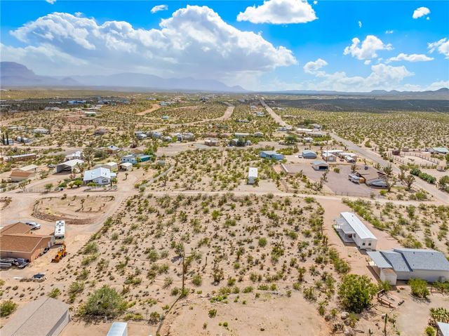 675 W Iceberg Canyon Drive, Meadview, AZ 86444