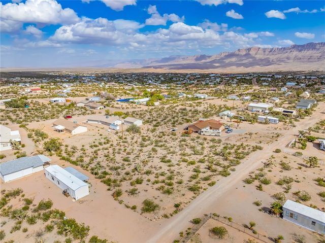 675 W Iceberg Canyon Drive, Meadview, AZ 86444