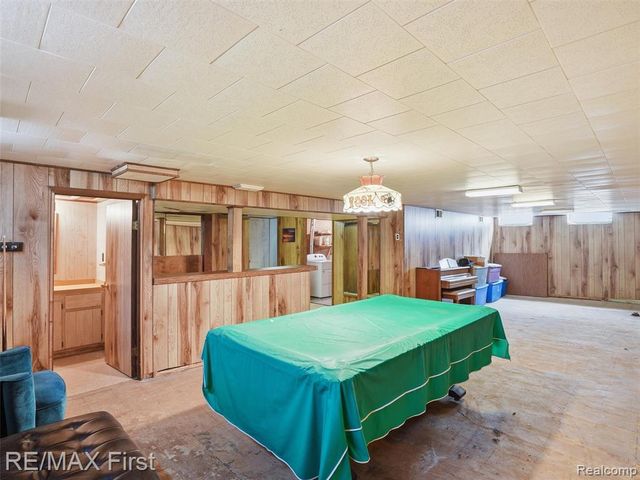21213 Centennial Street, Saint Clair Shores, MI 48081
