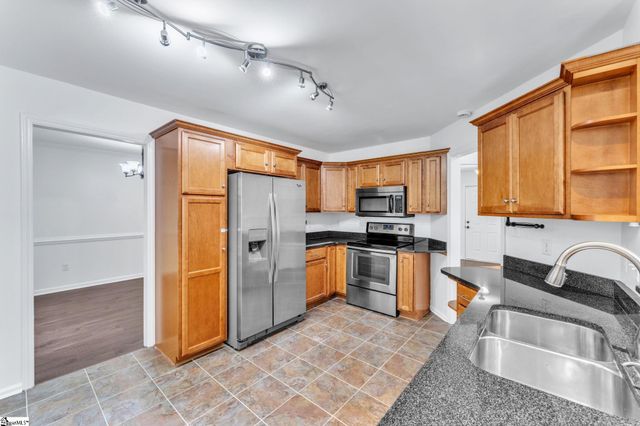 205 Adirondack Way, Simpsonville, SC 29681