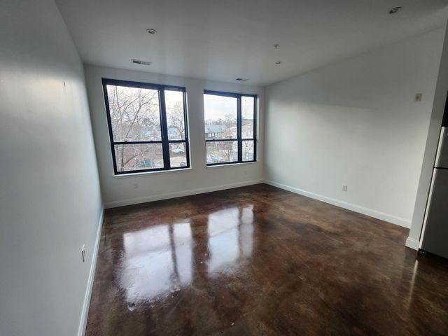 68 Beale 307, Quincy, MA 02170