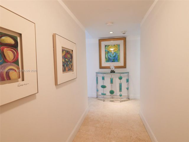 550 Ocean Dr 8B, Key Biscayne, FL 33149