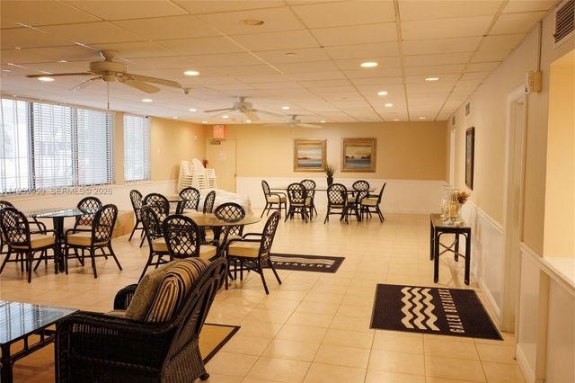 550 Ocean Dr 8B, Key Biscayne, FL 33149