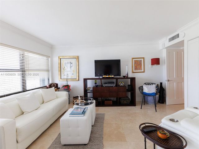 550 Ocean Dr 8B, Key Biscayne, FL 33149