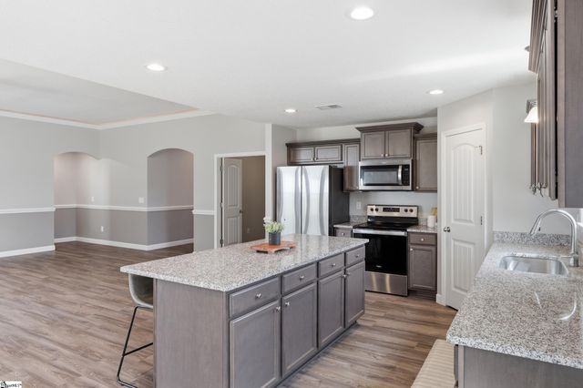 513 Fairlead Lane, Chesnee, SC 29323