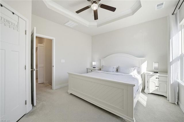 906 Capstan WAY, Chesapeake, VA 23323