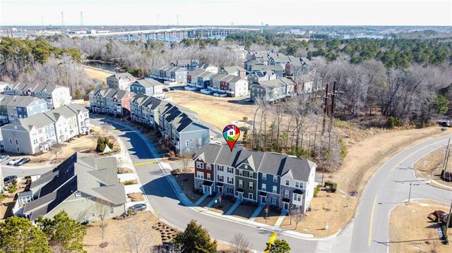 906 Capstan WAY, Chesapeake, VA 23323