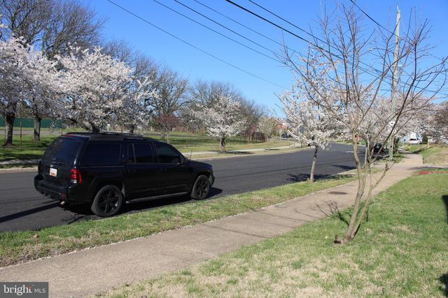 4127 ANACOSTIA AVE NE, Washington, DC 20019