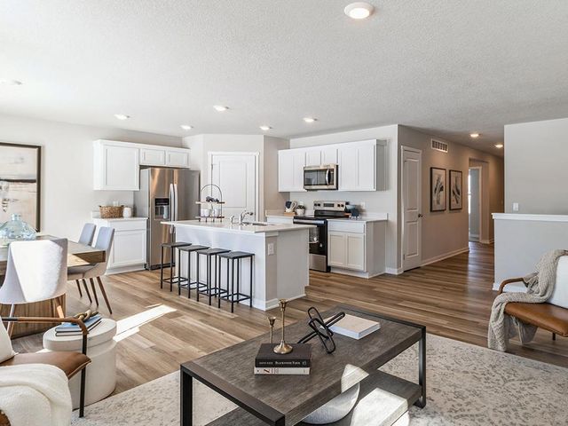 2045 Aquarius Drive, Shakopee, MN 55379