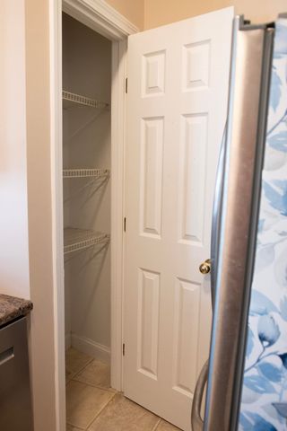 282 Central Ave Apt 5, Dover, NH 03820