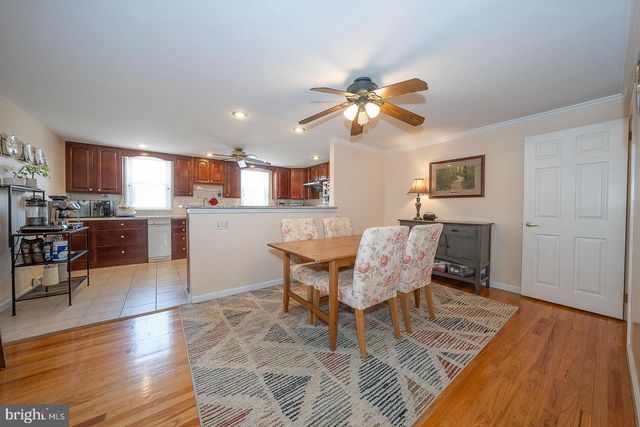 8910 SYLVIA LN, Philadelphia, PA 19115