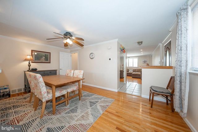 8910 SYLVIA LN, Philadelphia, PA 19115