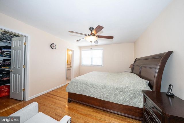 8910 SYLVIA LN, Philadelphia, PA 19115