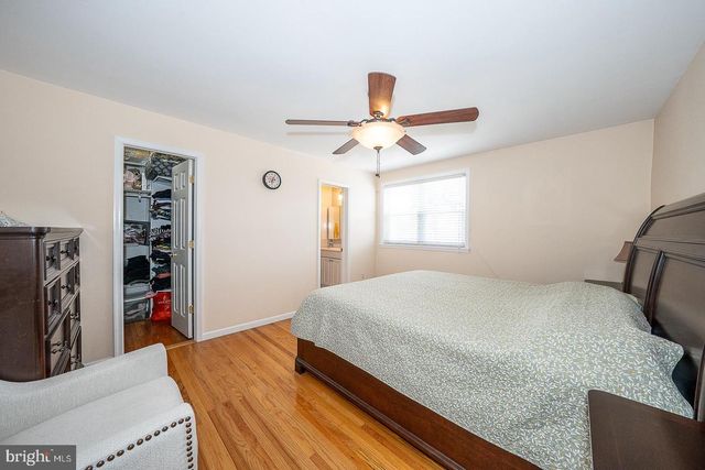 8910 SYLVIA LN, Philadelphia, PA 19115