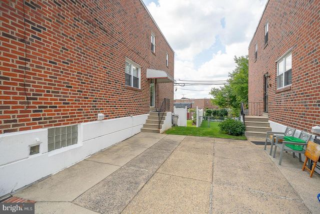 8910 SYLVIA LN, Philadelphia, PA 19115