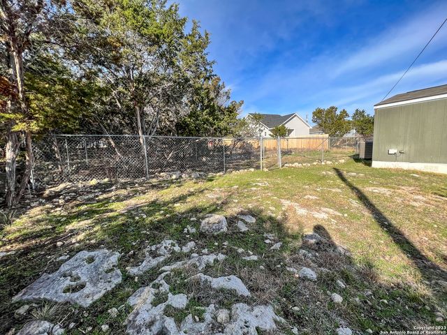1166 Ramble Hills, Canyon Lake, TX 78133