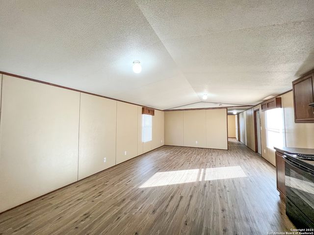 1166 Ramble Hills, Canyon Lake, TX 78133