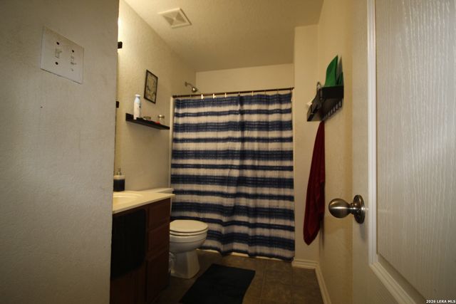 216 HORSE HL, Boerne, TX 78006