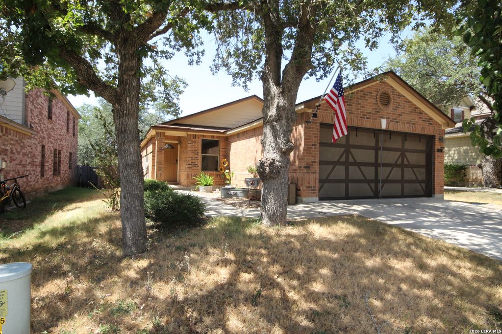 216 HORSE HL, Boerne, TX 78006