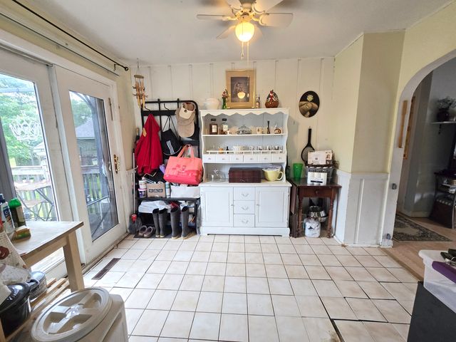 23W563 Woodworth Place, Roselle, IL 60172