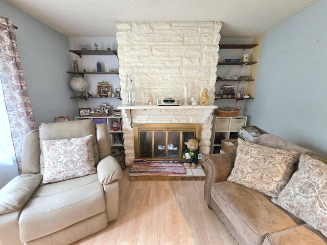23W563 Woodworth Place, Roselle, IL 60172