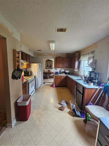 5727 Basswood Dale Drive, Houston, TX 77084