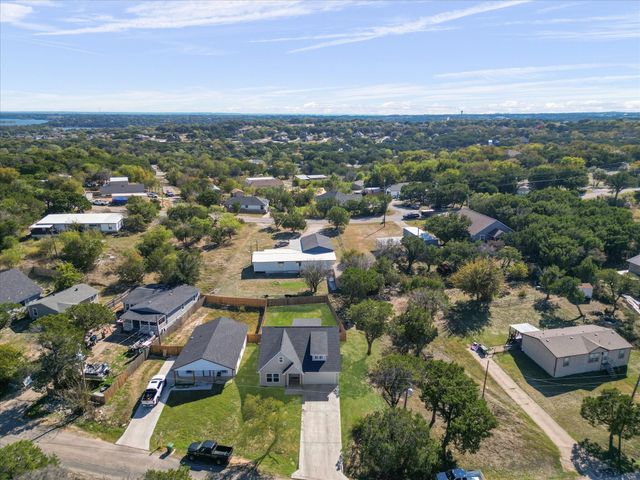 1101 Apache Ridge Road, Granbury, TX 76048