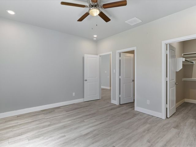 1101 Apache Ridge Road, Granbury, TX 76048