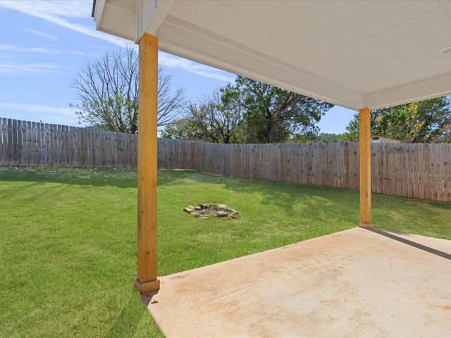 1101 Apache Ridge Road, Granbury, TX 76048