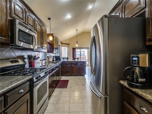 2264 Laurel Forest Drive, Fort Worth, TX 76177