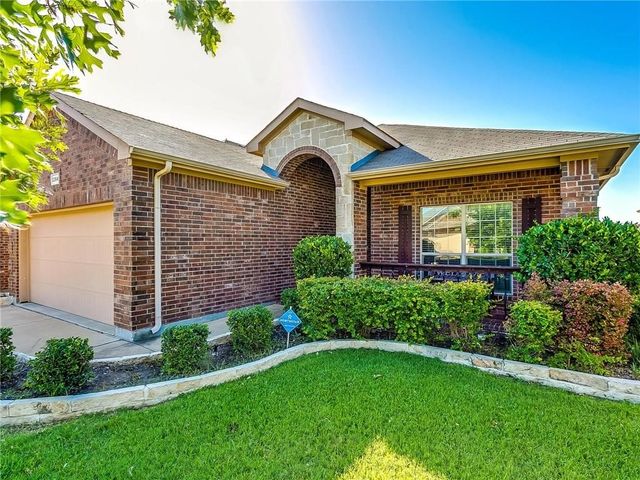 2264 Laurel Forest Drive, Fort Worth, TX 76177