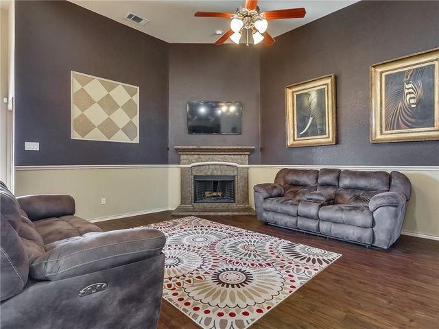 2264 Laurel Forest Drive, Fort Worth, TX 76177