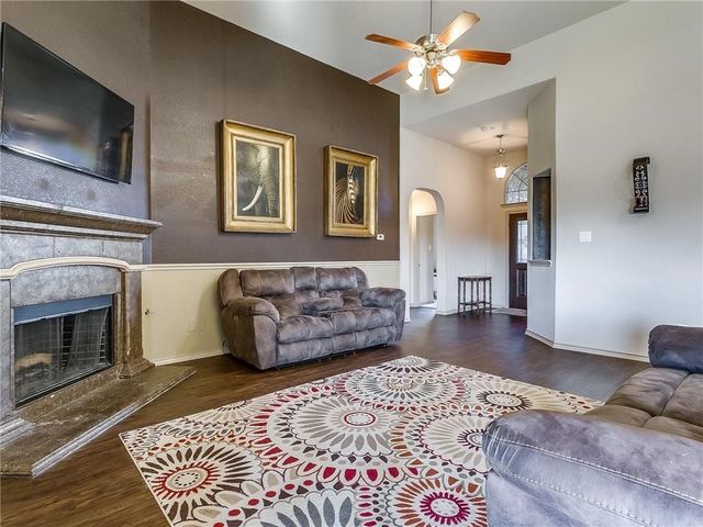 2264 Laurel Forest Drive, Fort Worth, TX 76177